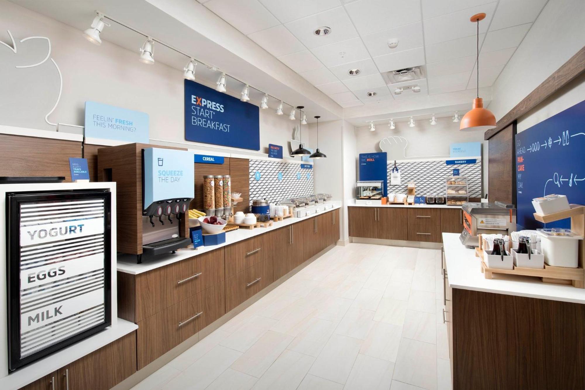 Holiday Inn Express & Suites Waynesboro East Εξωτερικό φωτογραφία