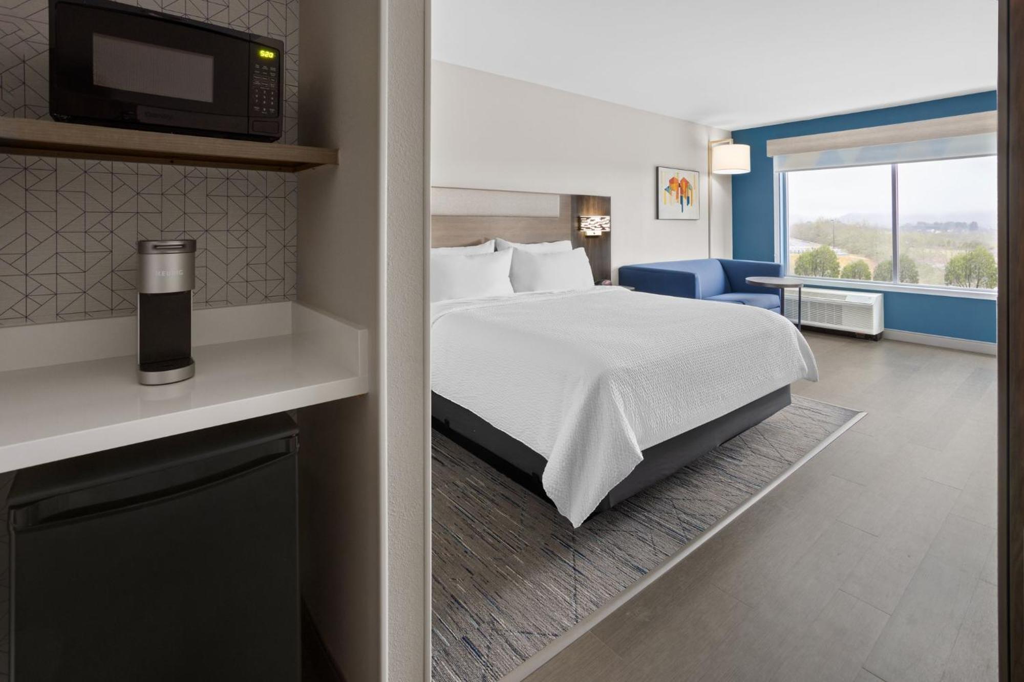 Holiday Inn Express & Suites Waynesboro East Εξωτερικό φωτογραφία
